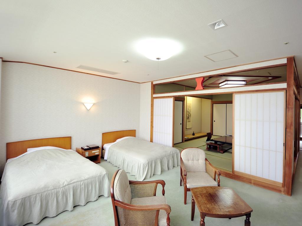Nisshokan Shinkan Baishokaku Nagasaki Exterior photo